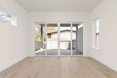 1402 Summit Street #B, Austin, TX 78741 - Photo 11