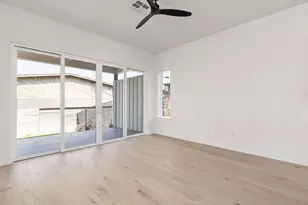 1402 Summit St, Austin, TX 78741 - Photo 13