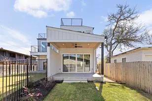 1402 Summit St, Austin, TX 78741 - Photo 33