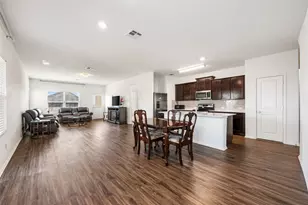 132 Joe Kidd Ln NW, Jarrell, TX 76537 - Photo 7