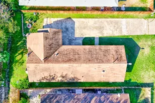 205 Liverpool Dr, Austin, TX 78745 - Photo 31