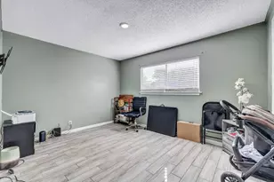 205 Liverpool Dr, Austin, TX 78745 - Photo 25