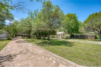 113 Red Bird Drive, Kingsland, TX 78639 - Photo 33