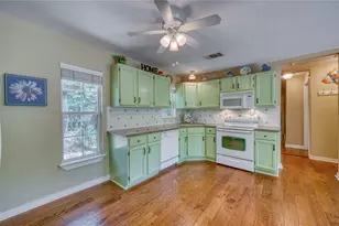 113 Red Bird Dr, Kingsland, TX 78639 - Photo 11