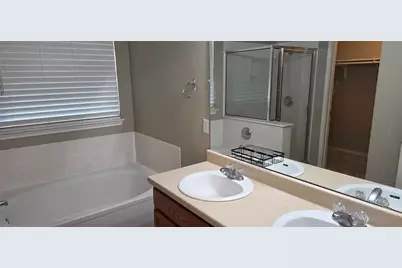 204 Quail Hollow Drive, Hutto, TX 78634 - Photo 7