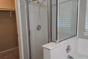 204 Quail Hollow Dr, Hutto, TX 78634 - Photo 9