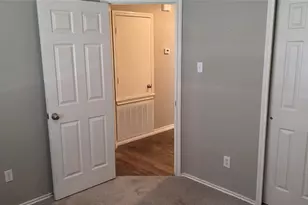 204 Quail Hollow Dr, Hutto, TX 78634 - Photo 13