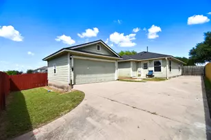 13525 Briarcreek Loop, Manor, TX 78653 - Photo 3