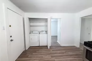 1203 Olander St, Austin, TX 78702 - Photo 13