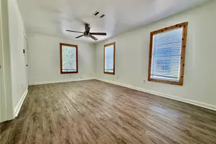 1203 Olander St, Austin, TX 78702 - Photo 3