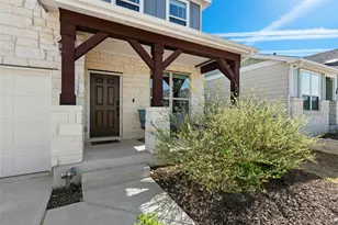 136 Banyon Dr, Liberty Hill, TX 78642 - Photo 3