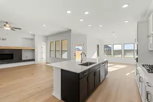 121 Keswick St, Liberty Hill, TX 78642 - Photo 7