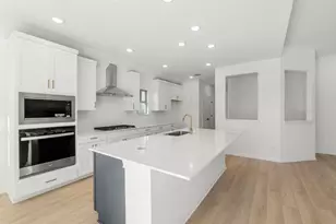 121 Keswick St, Liberty Hill, TX 78642 - Photo 5