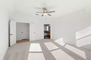 121 Keswick St, Liberty Hill, TX 78642 - Photo 15