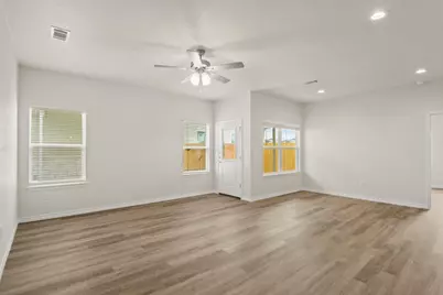 506 Whirlaway Drive #B, Jarrell, TX 76537 - Photo 7