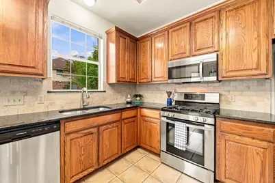7808 Cheno Cortina Trail, Austin, TX 78749 - Photo 9