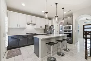 5720 Baythorne Dr, Austin, TX 78747 - Photo 5