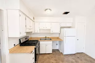 2301 Mission Hill Dr, Austin, TX 78741 - Photo 9