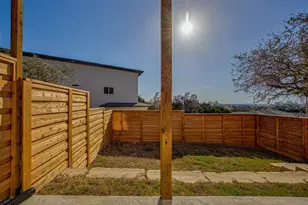 20507 Bonanza St, Lago Vista, TX 78645 - Photo 3