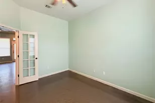 292 Cardinal Dr, Paige, TX 78659 - Photo 3
