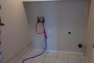 3206 Mossrock Dr, Austin, TX 78757 - Photo 9