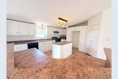 3063 County Road 484, Elgin, TX 78621 - Photo 17