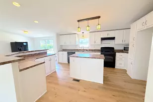 3063 Co Rd 484, Elgin, TX 78621 - Photo 13