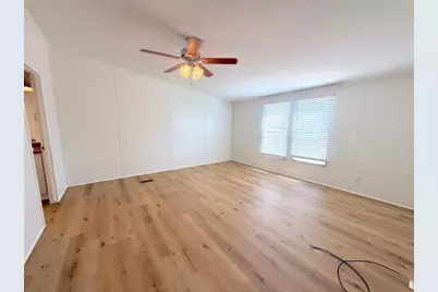 3063 County Road 484, Elgin, TX 78621 - Photo 19