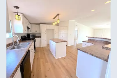 3063 County Road 484, Elgin, TX 78621 - Photo 15