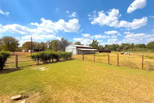 3063 Co Rd 484, Elgin, TX 78621 - Photo 27