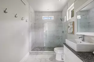 1604 Haskell St, Austin, TX 78702 - Photo 25