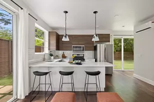 1604 Haskell St, Austin, TX 78702 - Photo 9