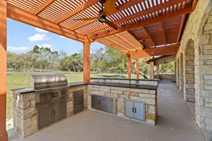 2180 La Ventana Pkwy, Driftwood, TX 78619 - Photo 33