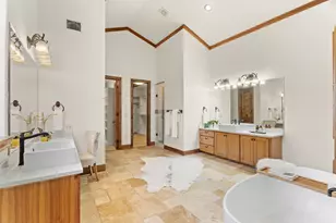 2180 La Ventana Pkwy, Driftwood, TX 78619 - Photo 17