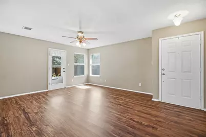 1200 Coaches Crossing, Pflugerville, TX 78660 - Photo 9