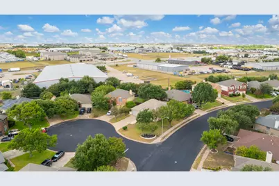 1600 Viki Lynn Court, Pflugerville, TX 78660 - Photo 39