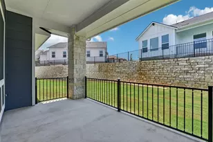 105 Antoinette Wy, San Marcos, TX 78666 - Photo 17