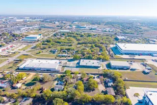 162 Mendoza Ln Ln, Buda, TX 78610 - Photo 13