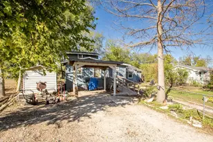 162 Mendoza Ln Ln, Buda, TX 78610 - Photo 9