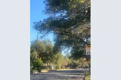 5104 Summerset Trail, Austin, TX 78749 - Photo 9