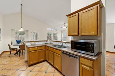 17600 Limpia Creek, Round Rock, TX 78664 - Photo 11