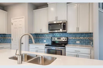 3240 E Whitestone Boulevard #23, Cedar Park, TX 78613 - Photo 5