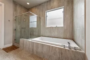 1305 Town Creek Dr, Austin, TX 78741 - Photo 19