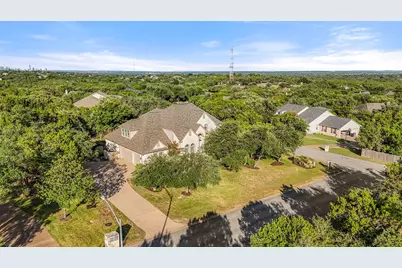 8215 Dark Ridge Cove, Austin, TX 78737 - Photo 39