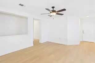 6824 Walkup Ln, Austin, TX 78747 - Photo 3