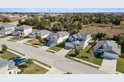 316 Insider Loop, Elgin, TX 78621 - Photo 35