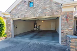 110 Lampasas Pass, Georgetown, TX 78633 - Photo 33