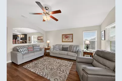 614 Lantana Avenue, Lockhart, TX 78644 - Photo 5