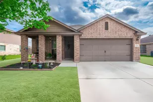 614 Lantana Ave, Lockhart, TX 78644 - Photo 1