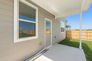 140 Green Berets Bnd, Jarrell, TX 76537 - Photo 21